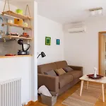 Apartment Modern With Terrace 4 Min Walk To The Split