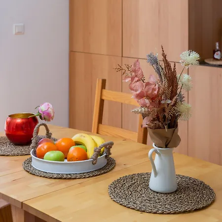 Appartement Modern With Terrace 4 Min Walk To The *