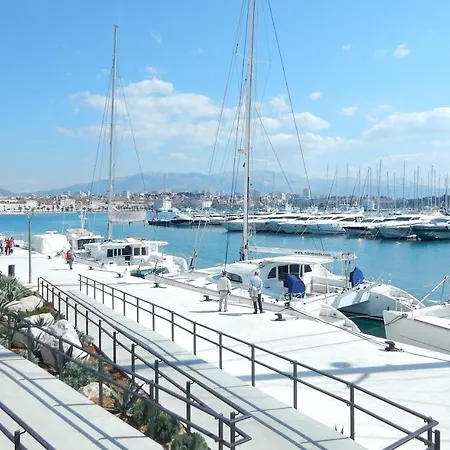 Modern With Terrace 4 Min Walk To The * Split